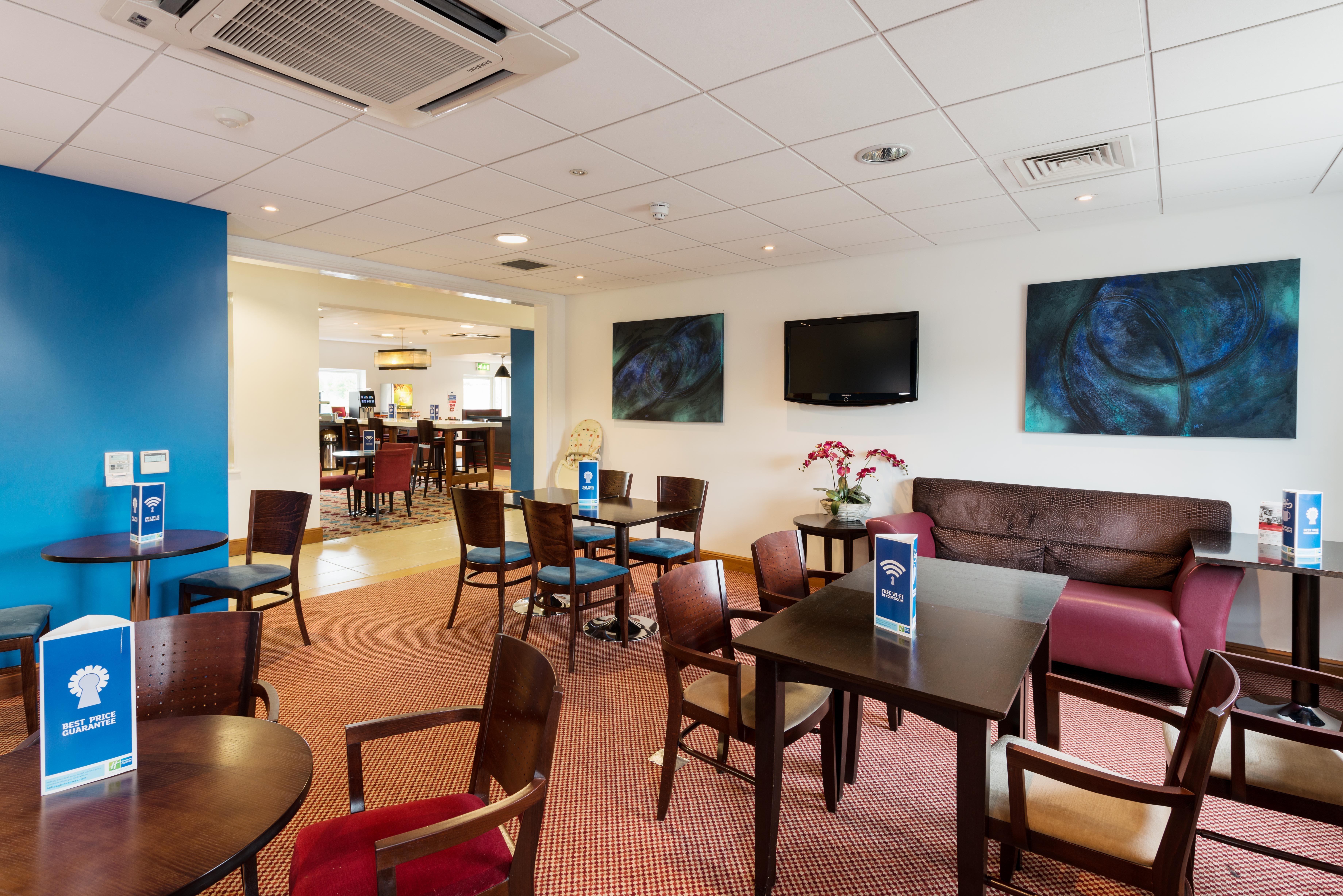 Holiday Inn Express Braintree By Ihg Exteriér fotografie