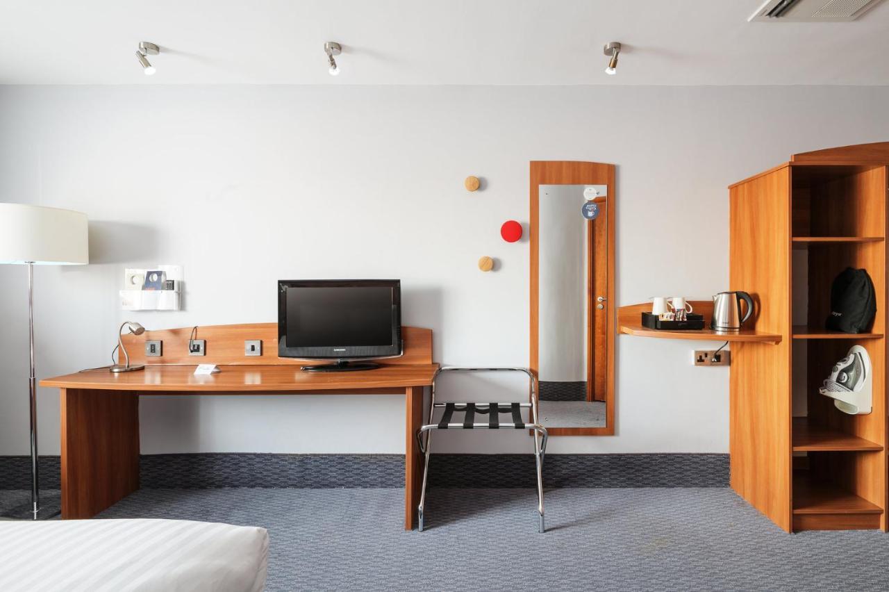 Holiday Inn Express Braintree By Ihg Exteriér fotografie