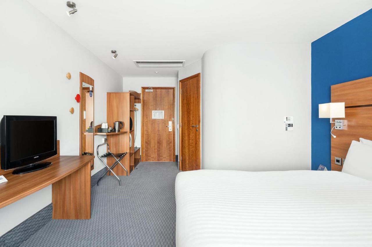 Holiday Inn Express Braintree By Ihg Exteriér fotografie