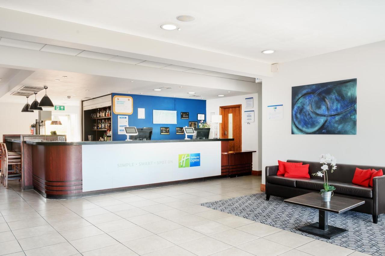 Holiday Inn Express Braintree By Ihg Exteriér fotografie