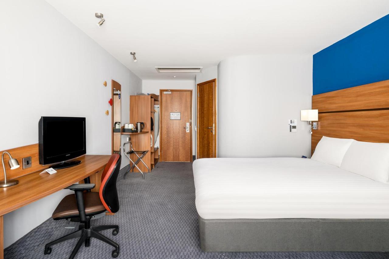 Holiday Inn Express Braintree By Ihg Exteriér fotografie